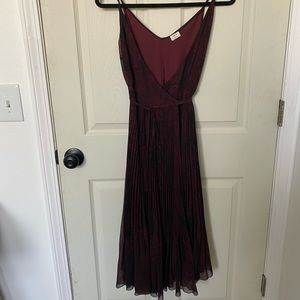 Aritzia Wilfred Beaune Pleated Wrap Midi Dress